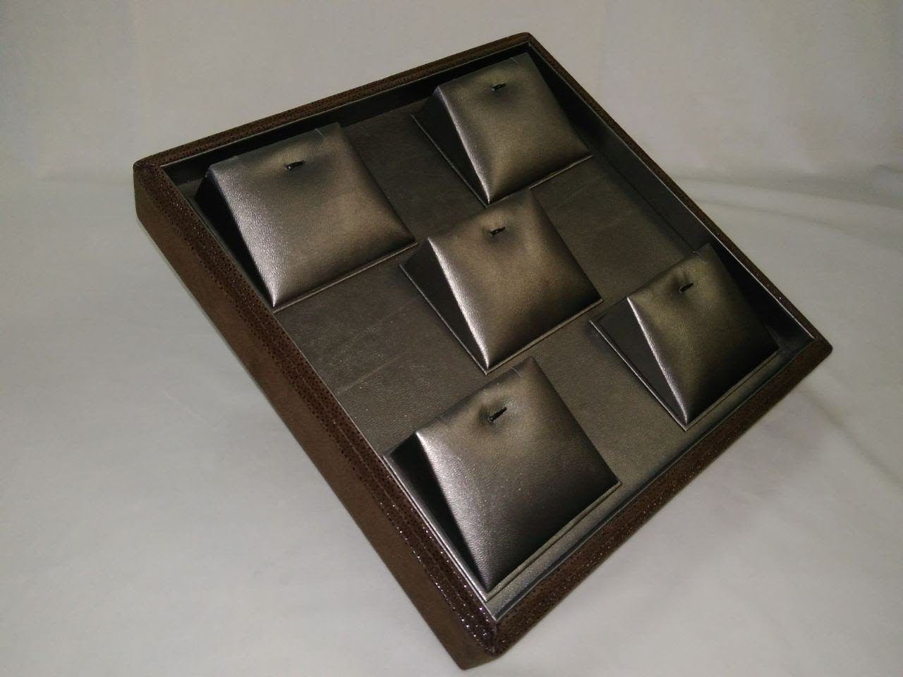 Pendent Set Tray