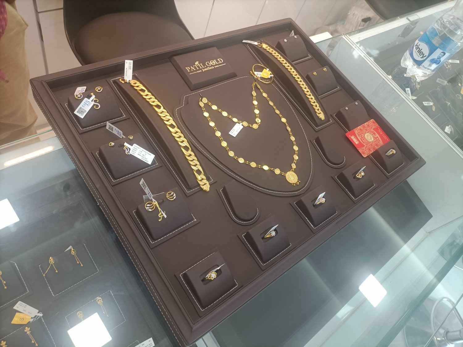 Tray Jewellery Set